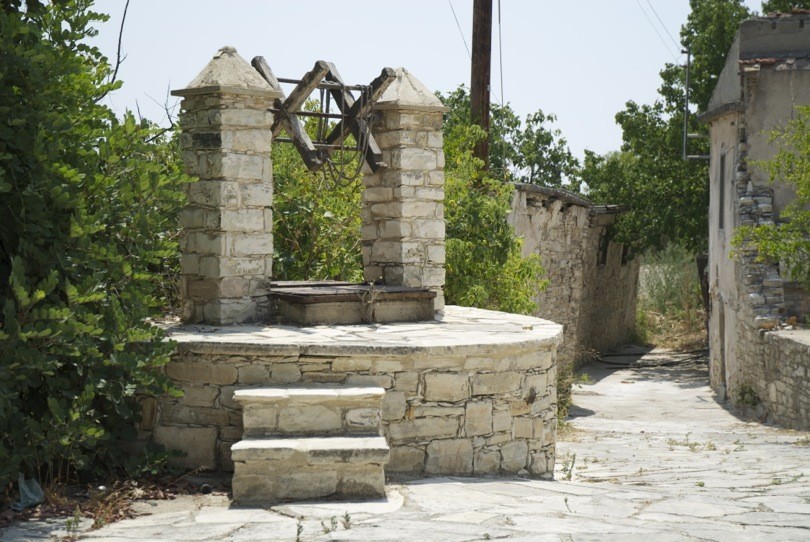 traditionelle Steinbrunnen Zypern